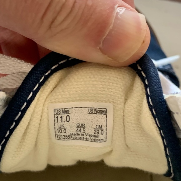 Like new Old Skool Vans! - Picture 5 of 6